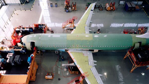 BRANOflame Flammschutzpapier für den Brandschutz in der Flugzeugindustrie BRANOflame Flammschutzpapier in der Flugzeugindustrie, eingesetzt zum zuverlässigen Brandschutz bei der Verarbeitung von Flugzeugkomponenten.