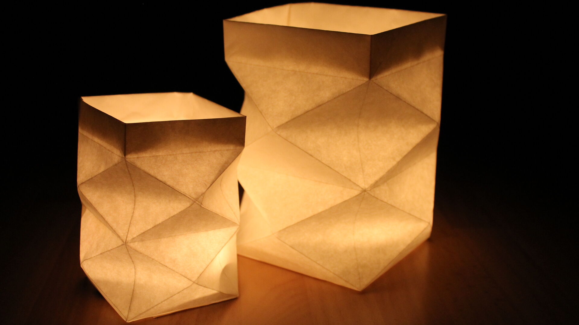 Illuminated decoration made from flame-retardant BRANOflame paper, used to create safe and atmospheric light objects.
