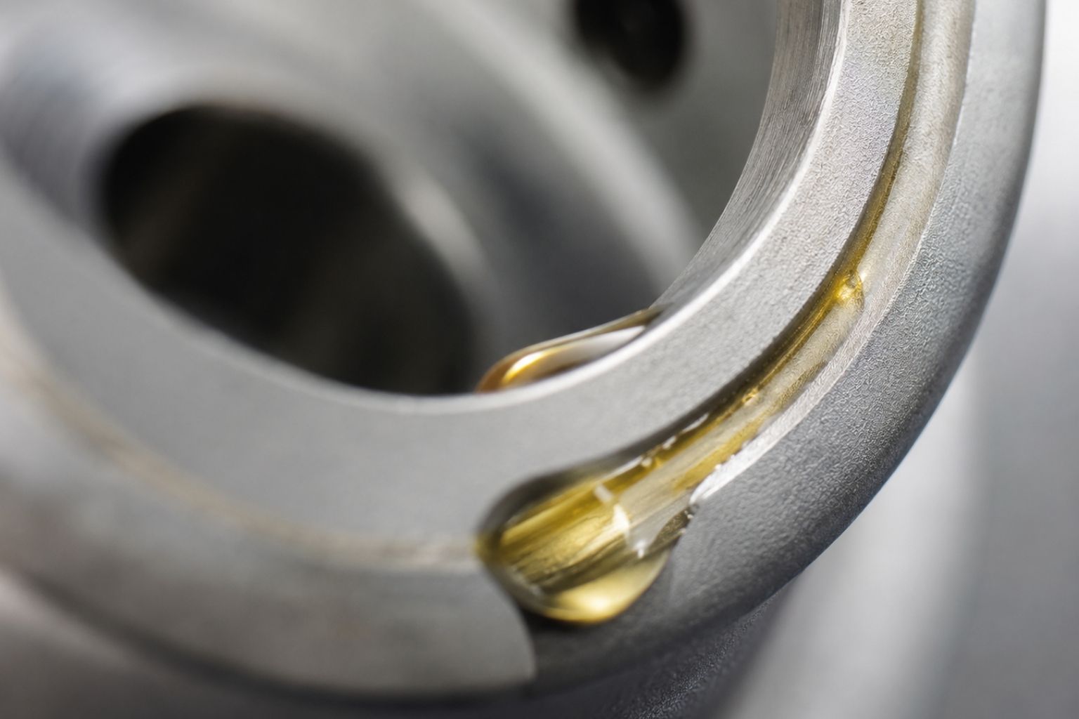 Cavity preservation of a metallic component with BRANOrol 32/10+
