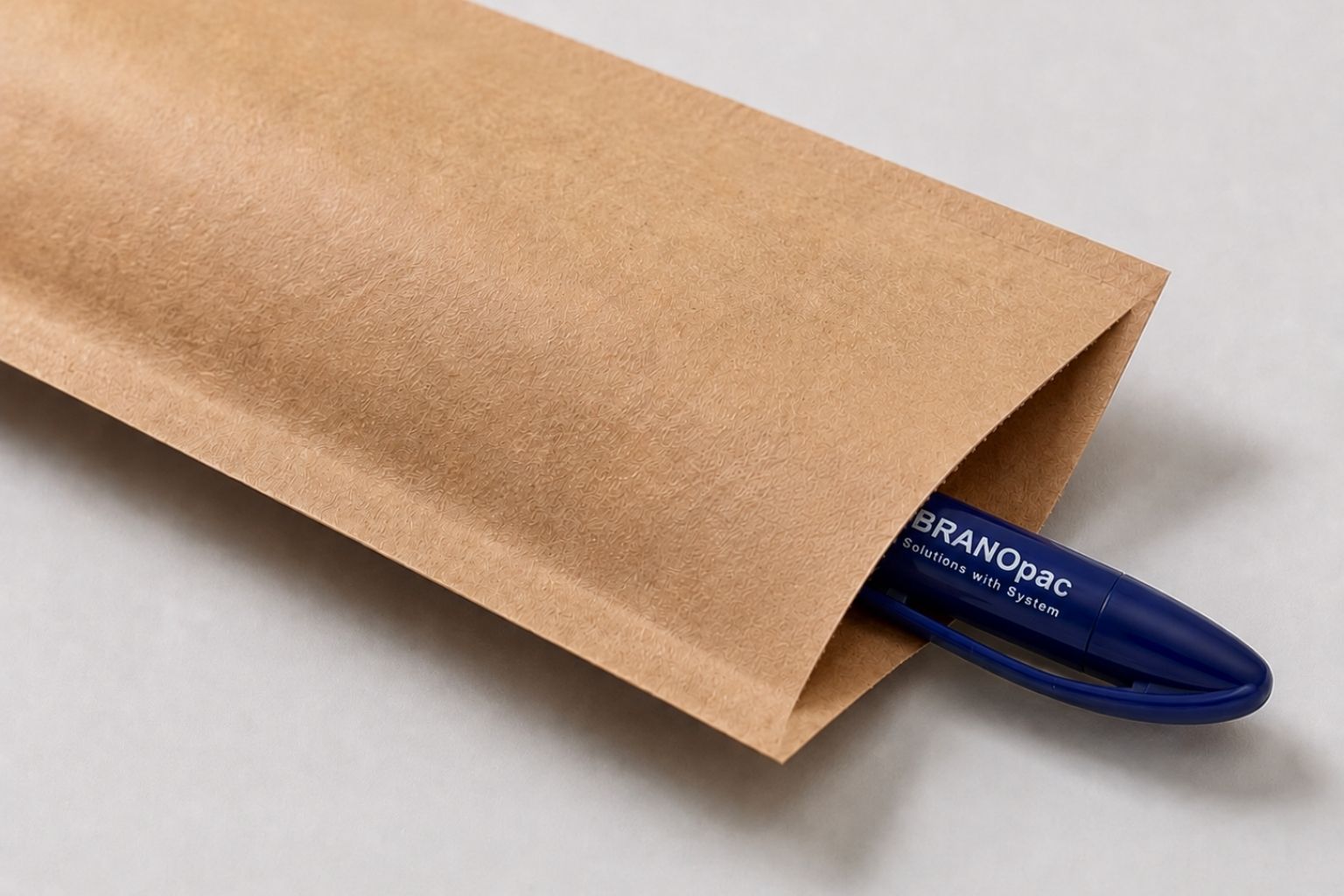 BRANOseal HS heat-sealable paper in use
